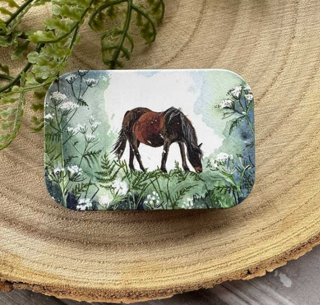 Horse and Cow Parsley Sliding Tin